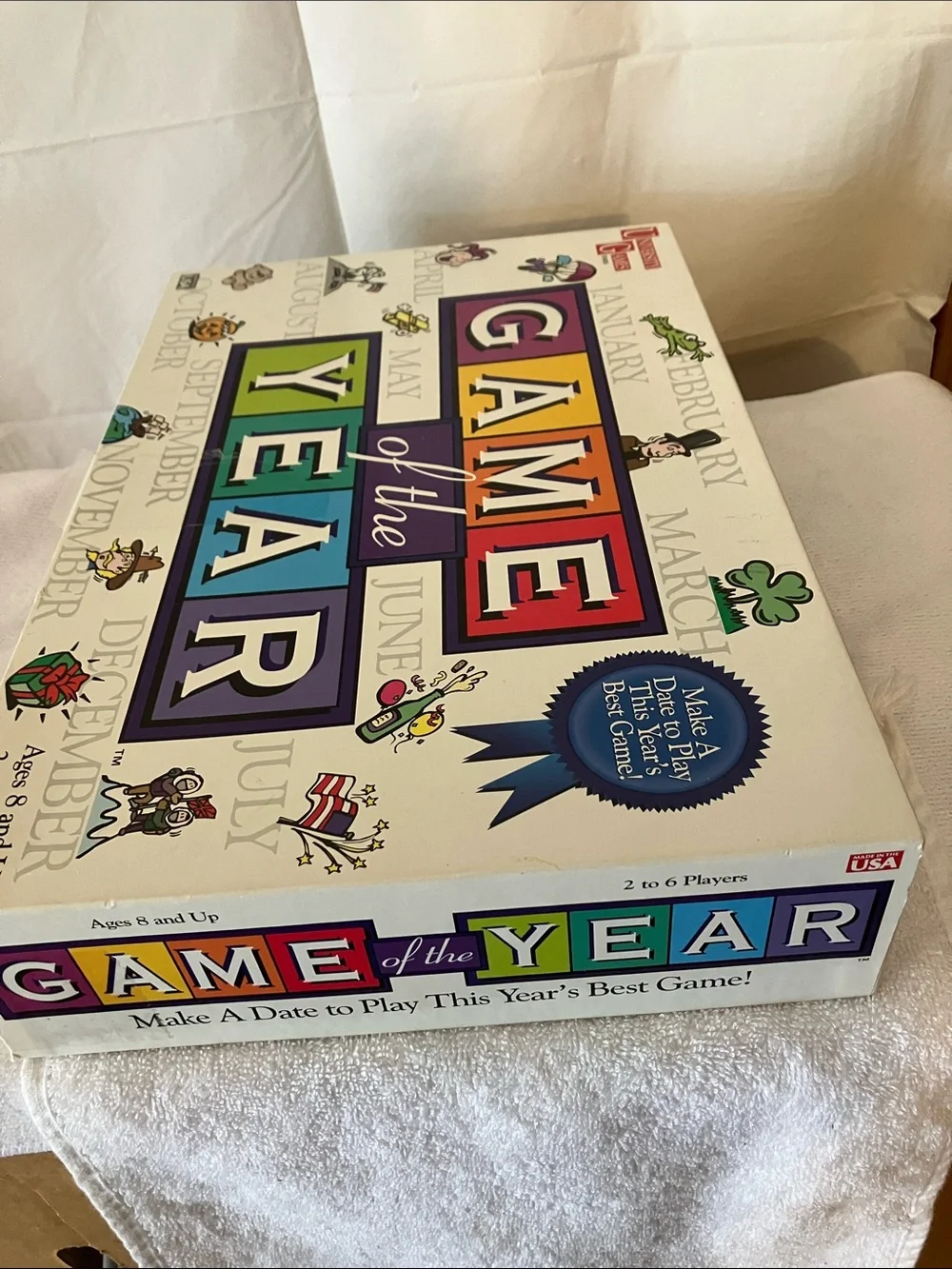University Games 1977 Game of the Year Fun Family Game 8 & Up-1 missing piece.